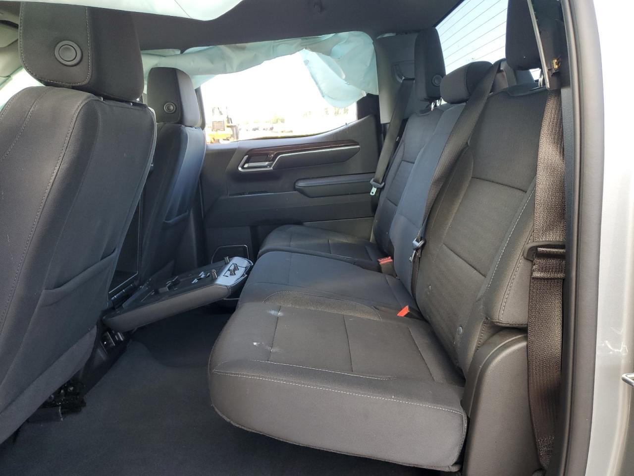 2025 CHEVROLET SILVERADO K1500 LT-L photo 28