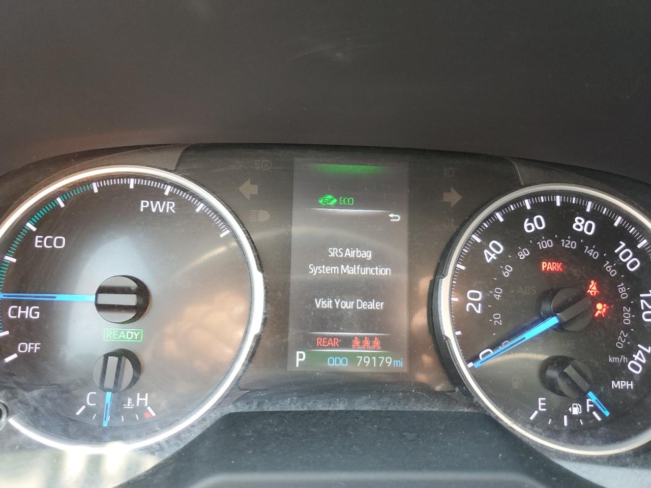 2021 TOYOTA RAV4 LE photo 9