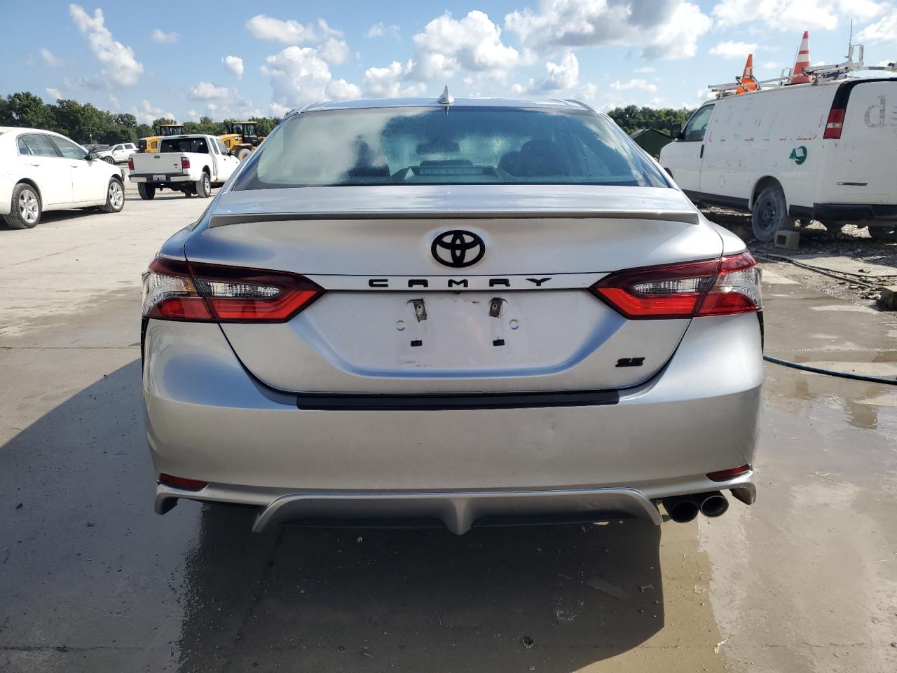 2024 TOYOTA CAMRY SE photo 16
