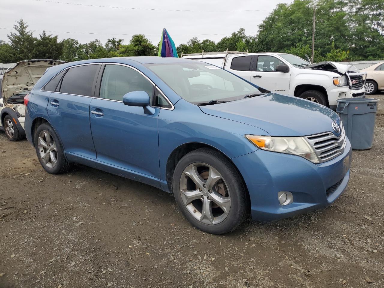 2011 TOYOTA VENZA photo 10