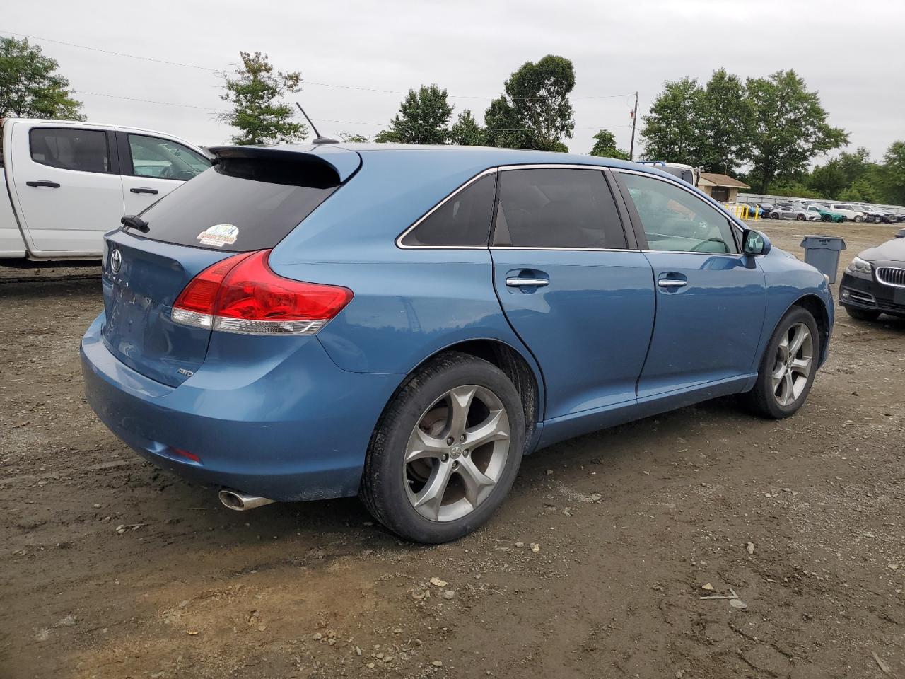 2011 TOYOTA VENZA photo 7