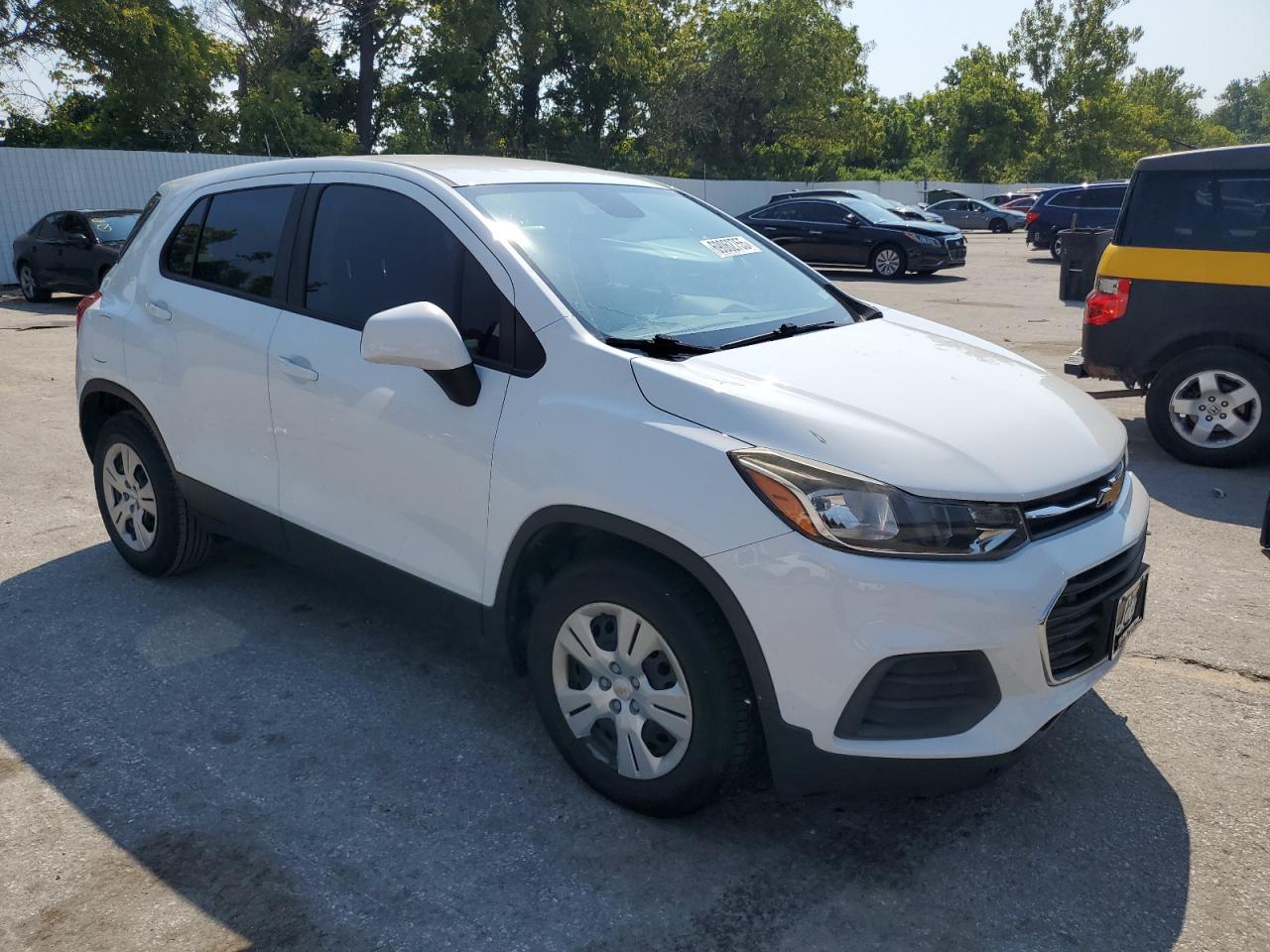 2018 CHEVROLET TRAX LS photo 4