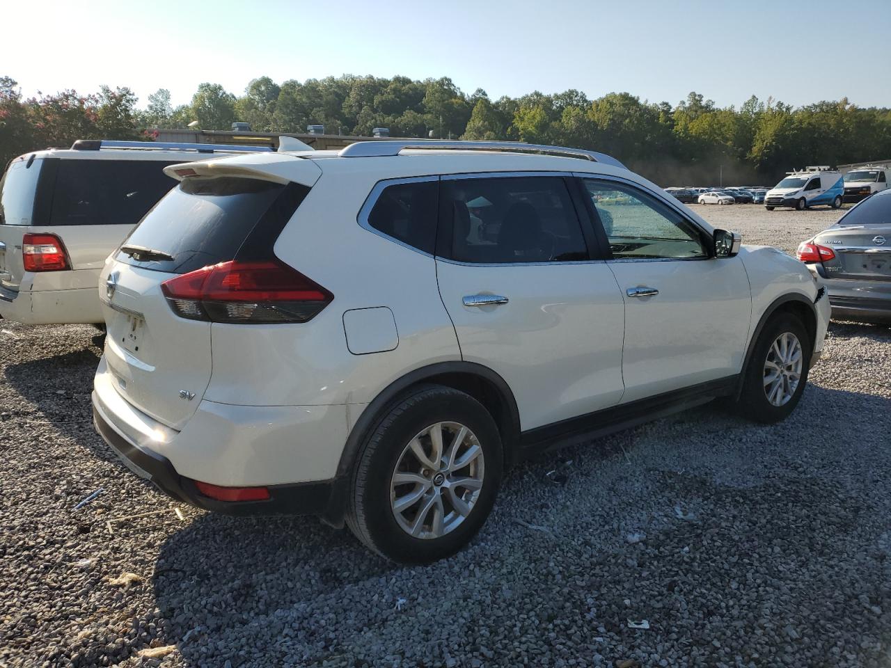 2017 NISSAN ROGUE S photo 5