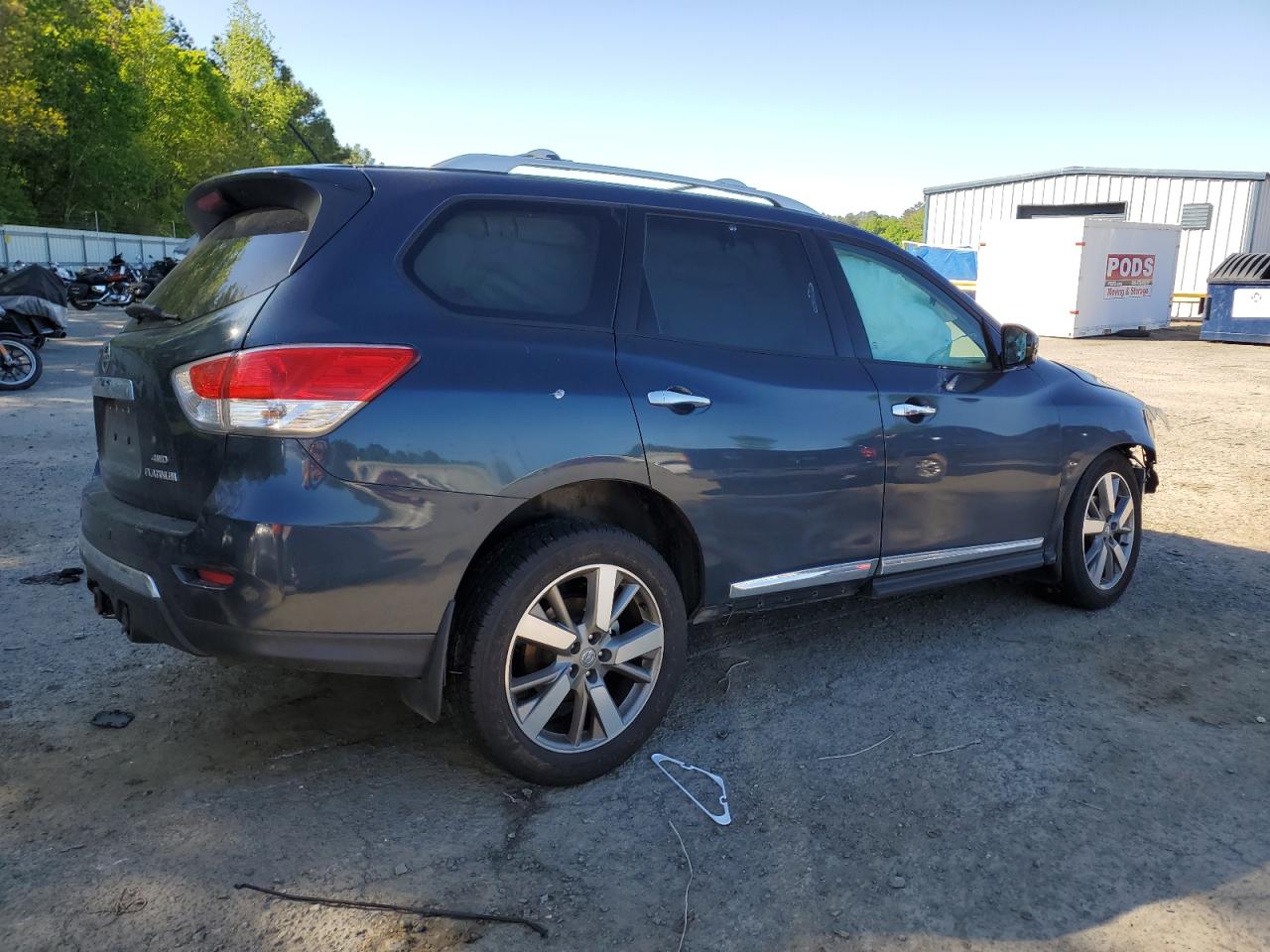 2013 NISSAN PATHFINDER S photo 3