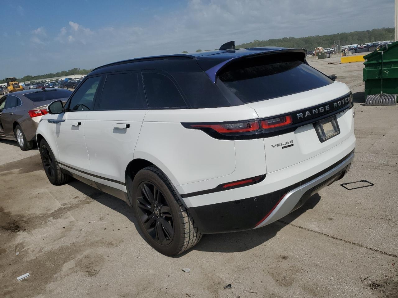 2020 LAND ROVER RANGE ROVER VELAR S photo 2