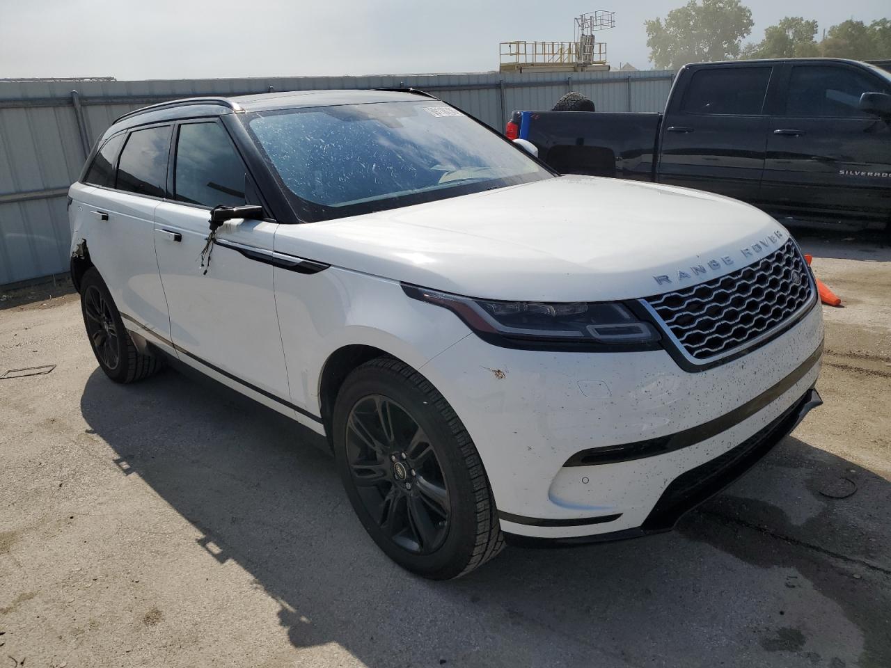 2020 LAND ROVER RANGE ROVER VELAR S photo 4