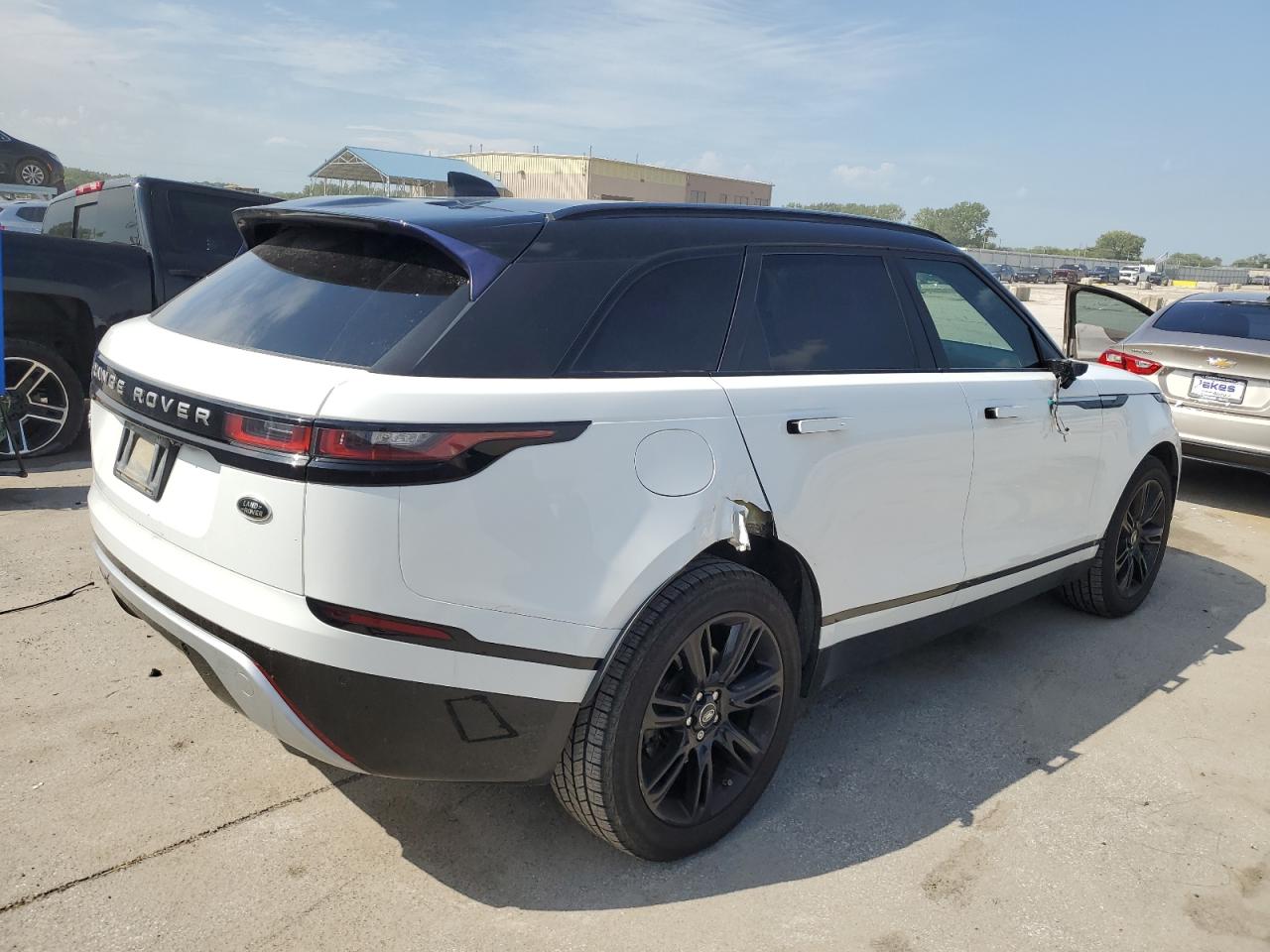 2020 LAND ROVER RANGE ROVER VELAR S photo 3