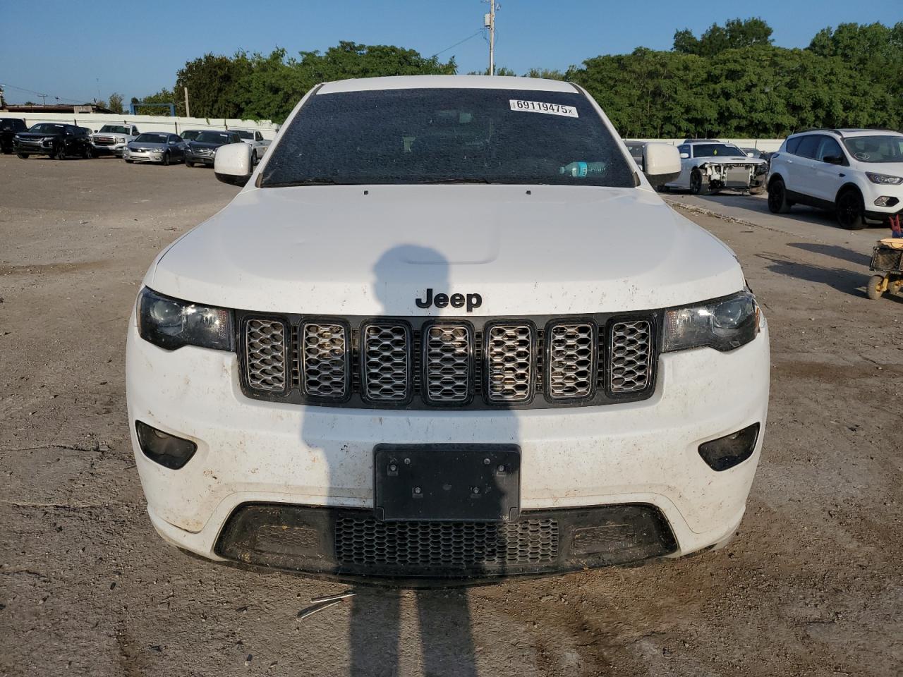 2019 JEEP GRAND CHEROKEE LAREDO photo 13