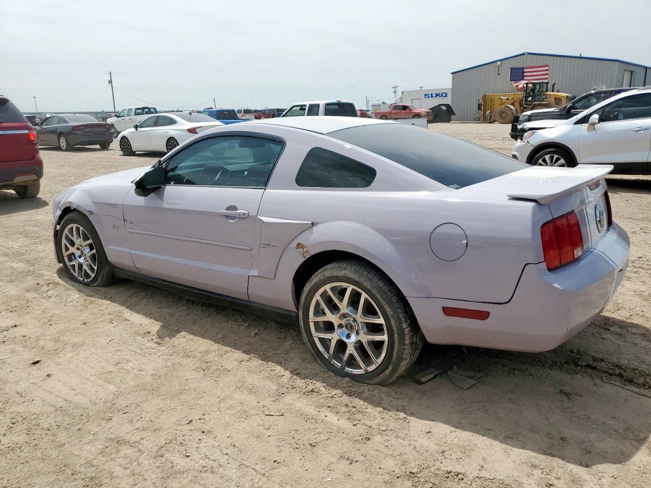 2008 FORD MUSTANG photo 2