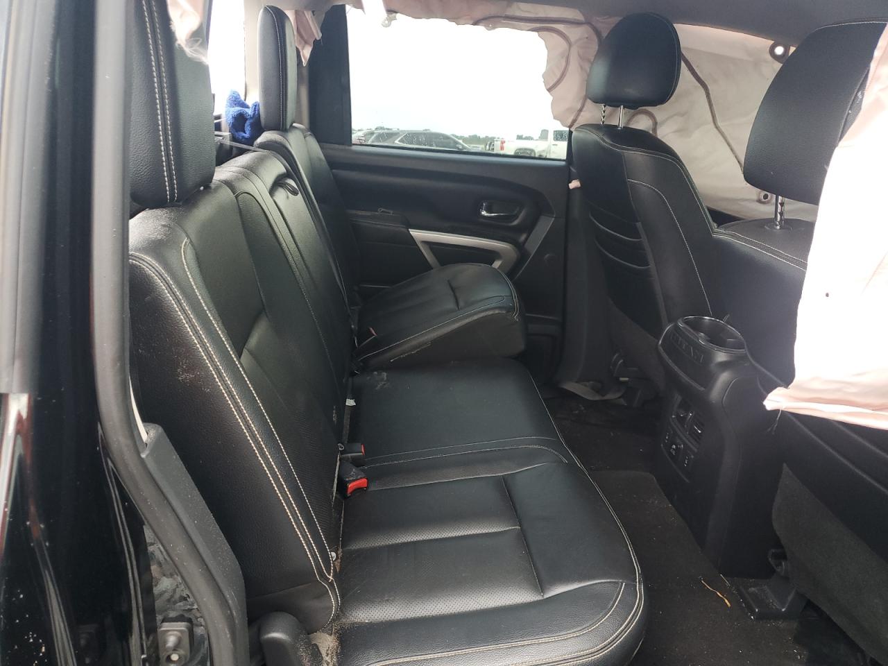 2017 NISSAN TITAN XD SL photo 28