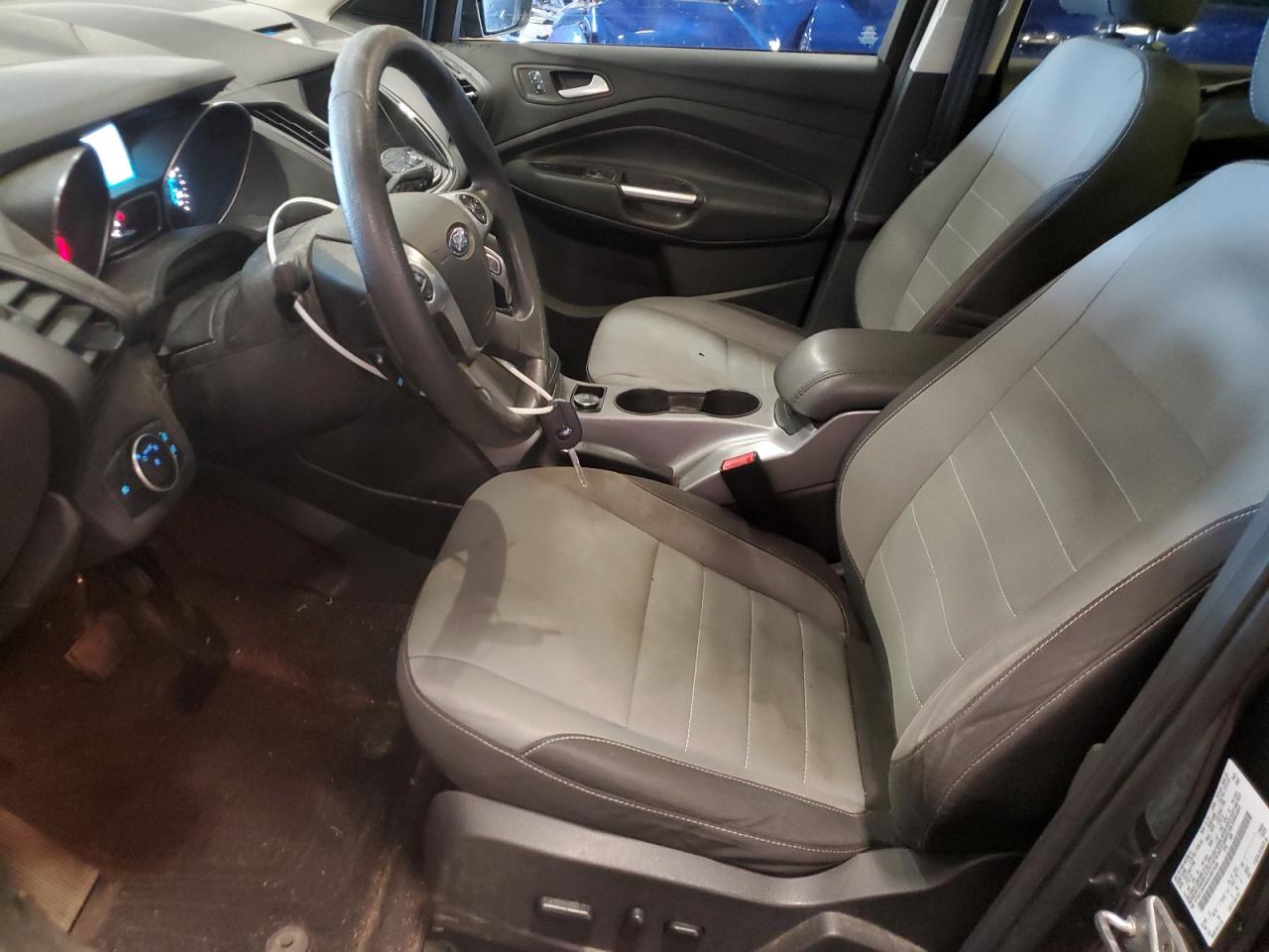 2016 FORD ESCAPE SE photo 13