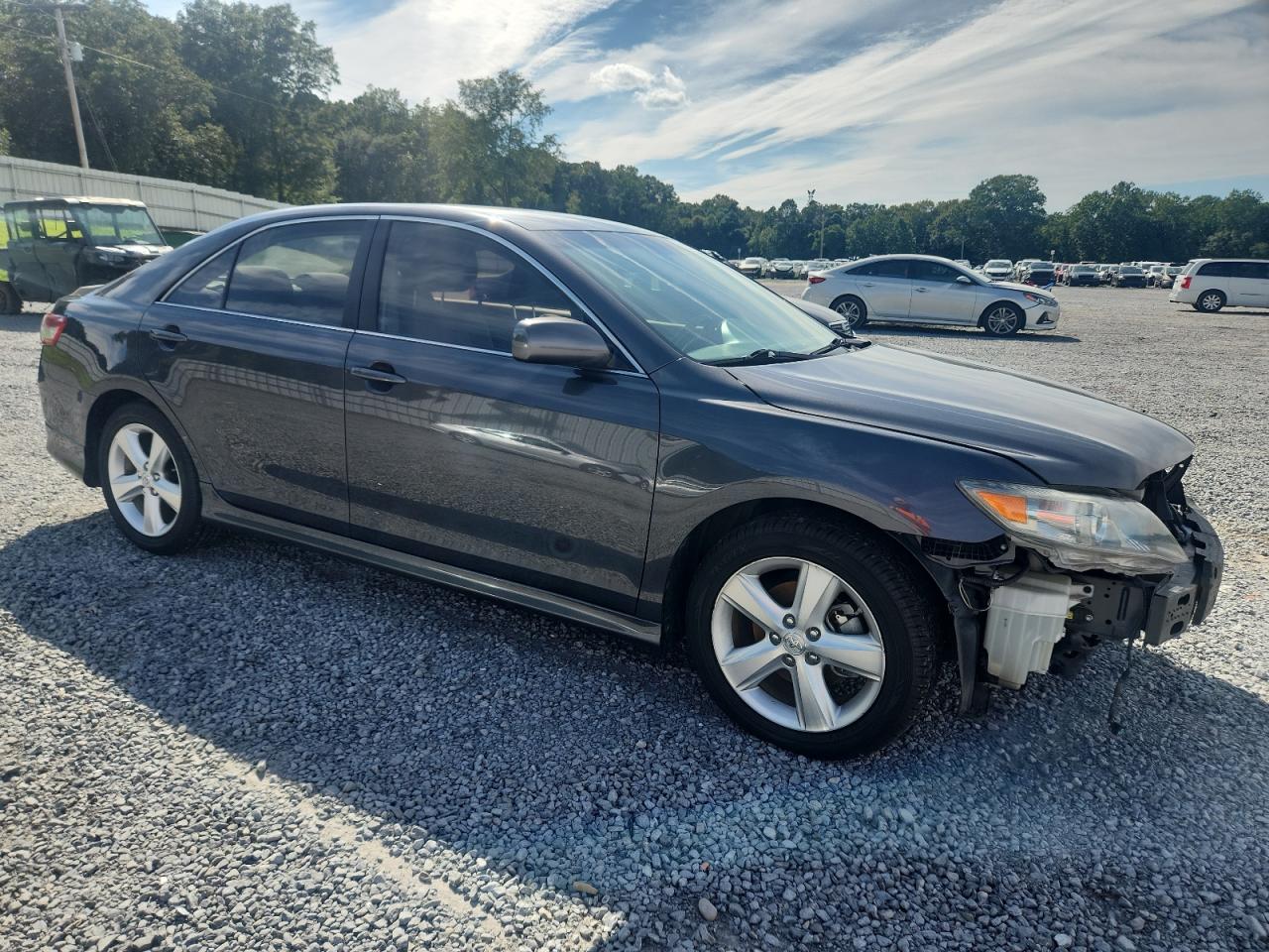 2010 TOYOTA CAMRY SE photo 7