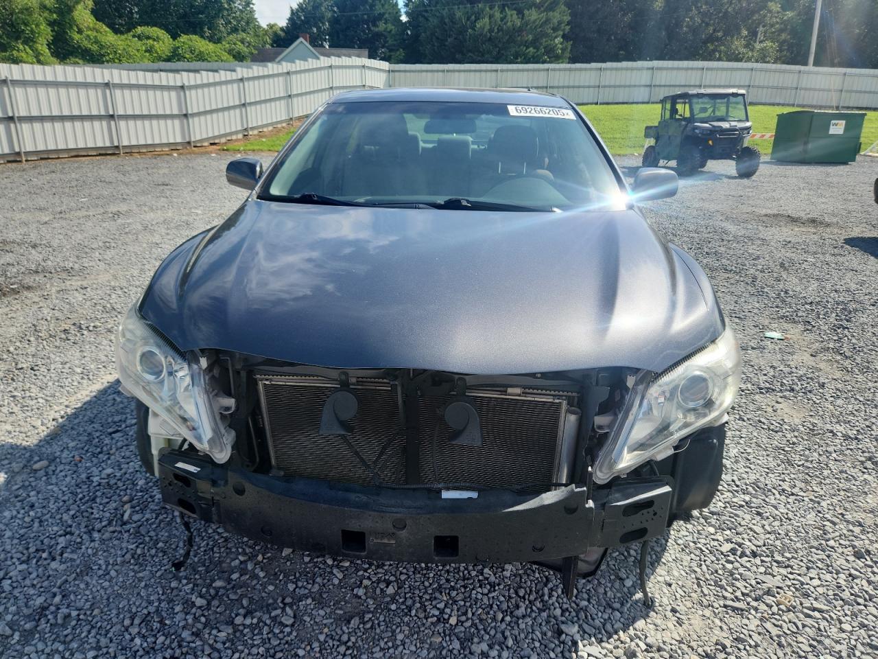 2010 TOYOTA CAMRY SE photo 9