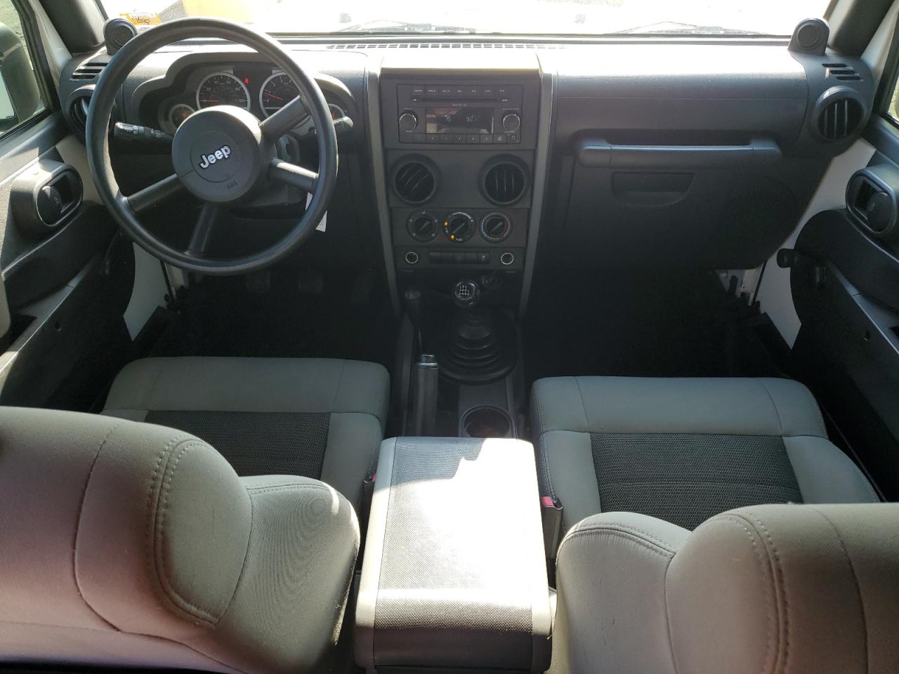2010 JEEP WRANGLER UNLIMITED SPORT photo 8