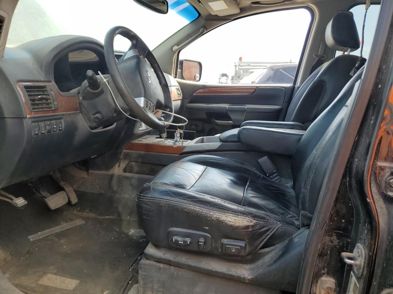 2008 INFINITI QX56 BASE photo 13