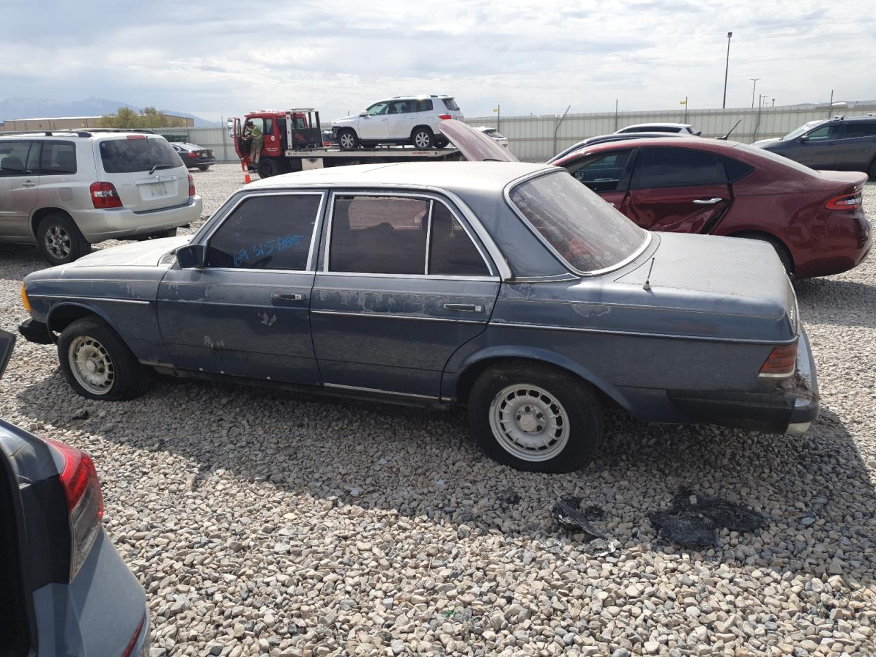 1982 MERCEDES-BENZ 300 DT photo 3