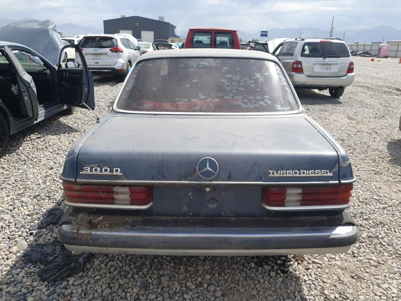 1982 MERCEDES-BENZ 300 DT photo 11