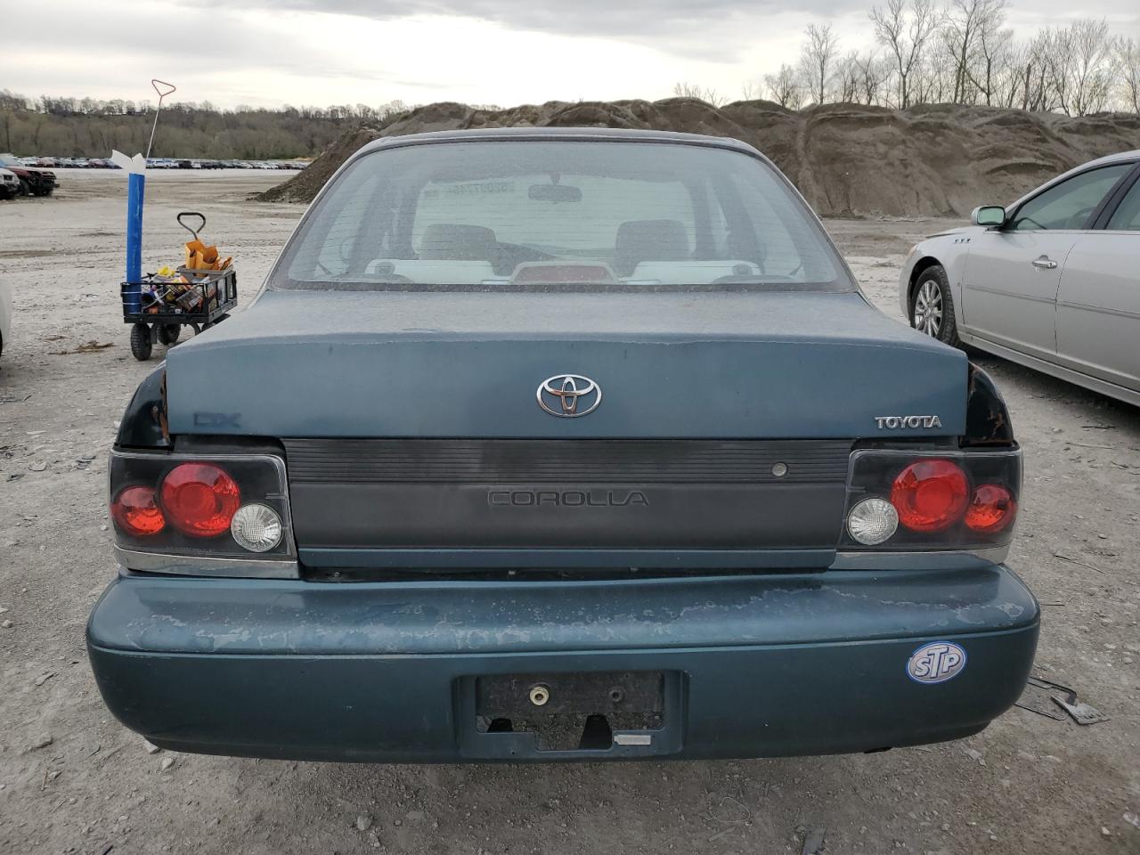 1997 TOYOTA COROLLA DX photo 16