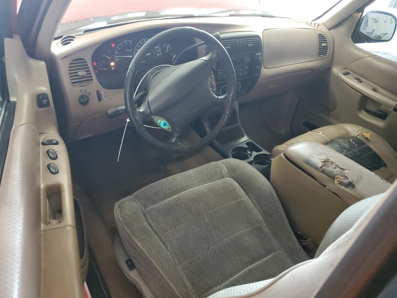 1997 FORD EXPLORER photo 22