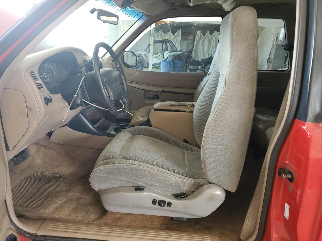 1997 FORD EXPLORER photo 19