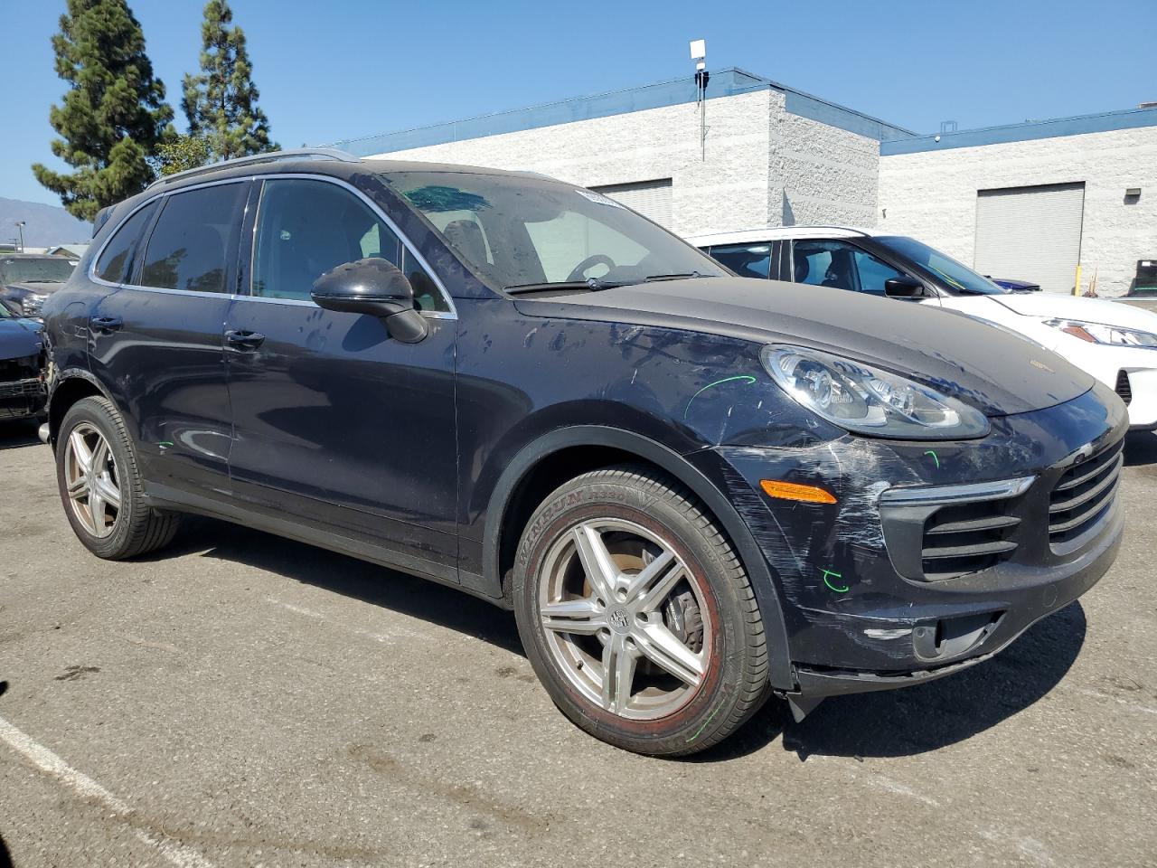 2016 PORSCHE CAYENNE photo 7