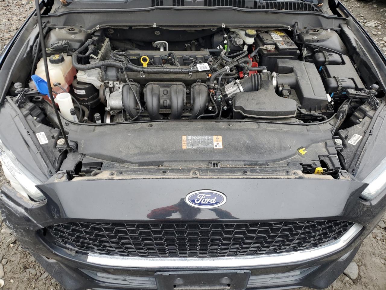2015 FORD FUSION SE photo 21