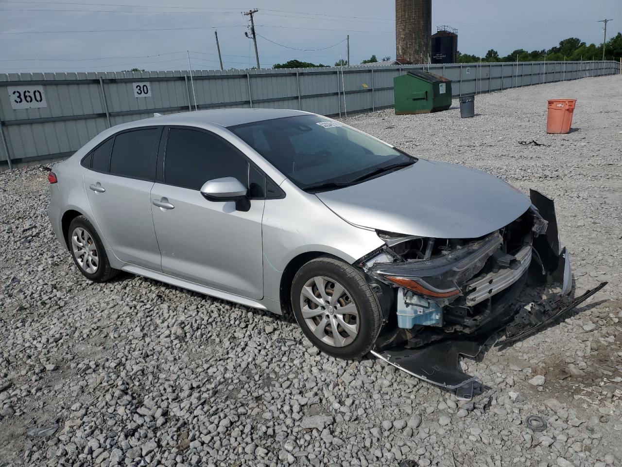 2021 TOYOTA COROLLA LE photo 4