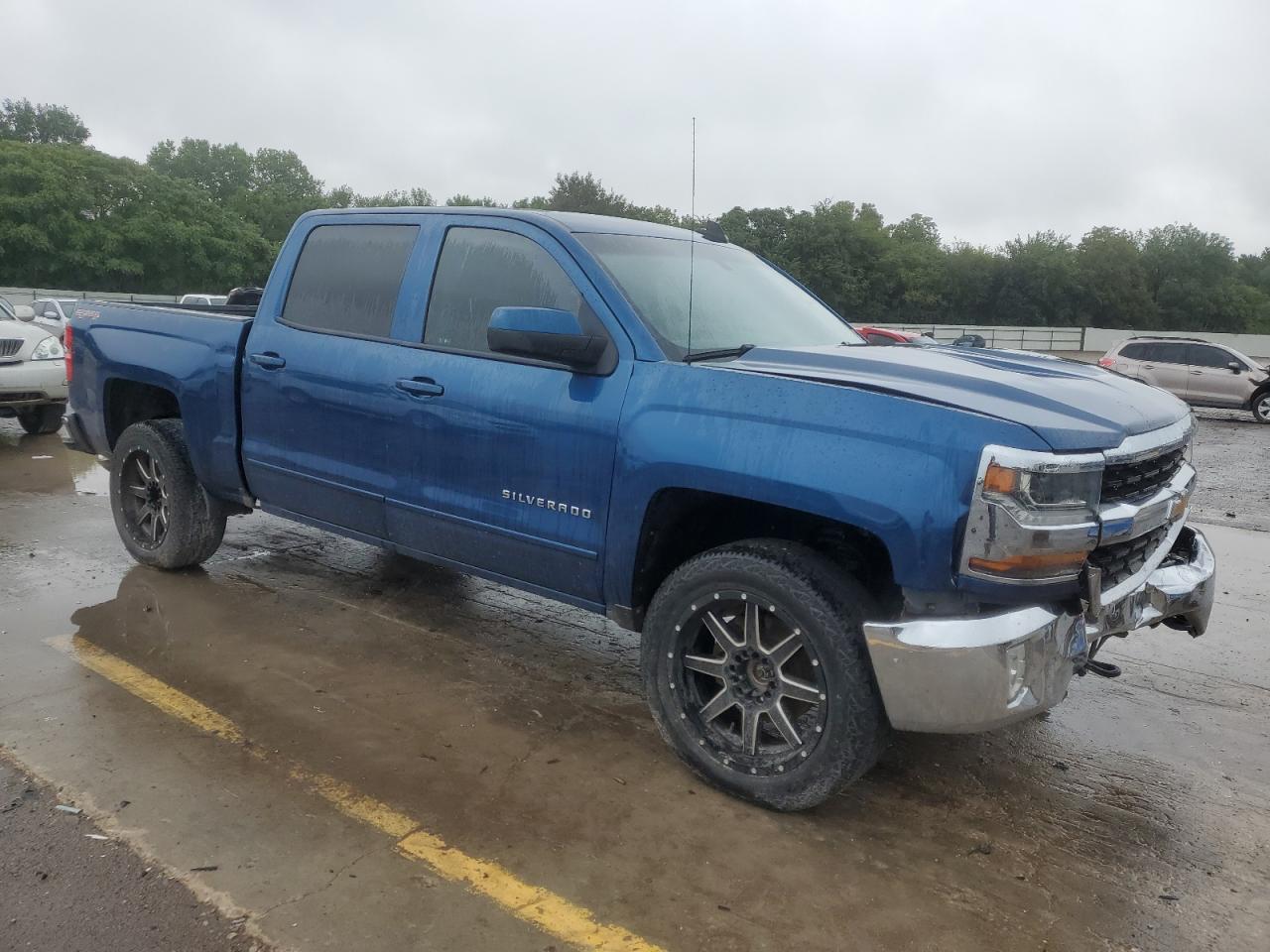 2017 CHEVROLET SILVERADO K1500 LT photo 10