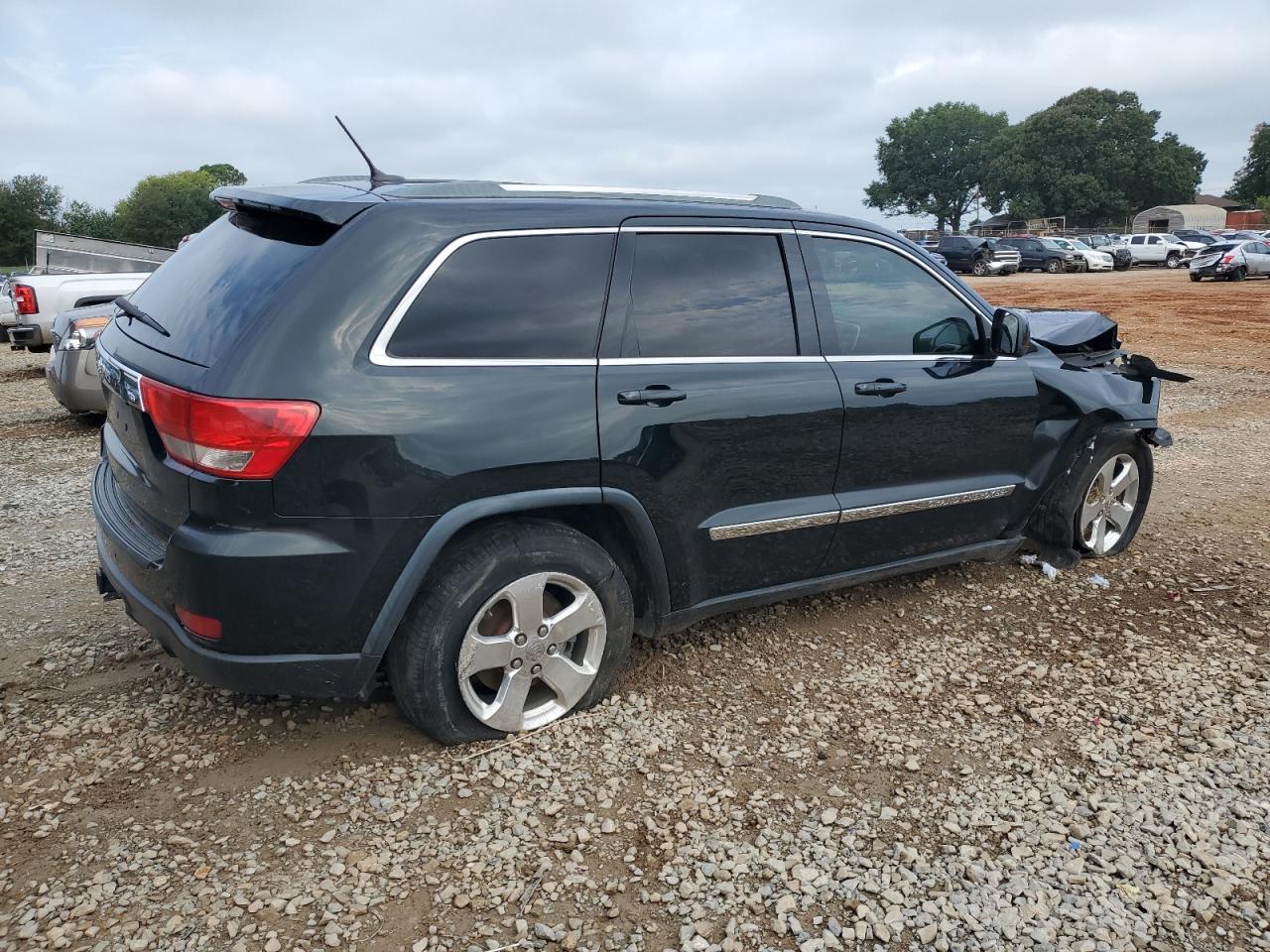 2012 JEEP GRAND CHEROKEE LAREDO photo 5