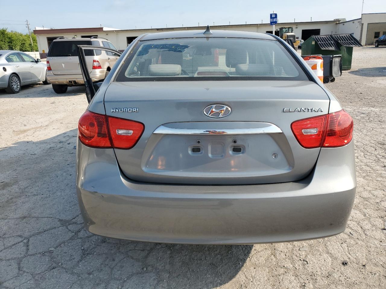 2010 HYUNDAI ELANTRA BLUE photo 16