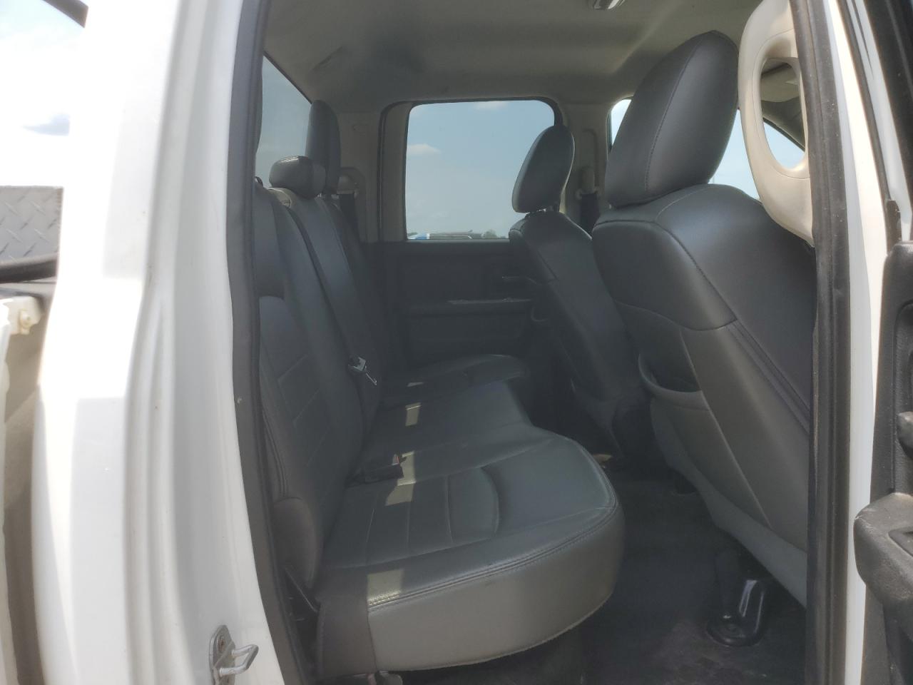 2013 RAM 1500 ST photo 19