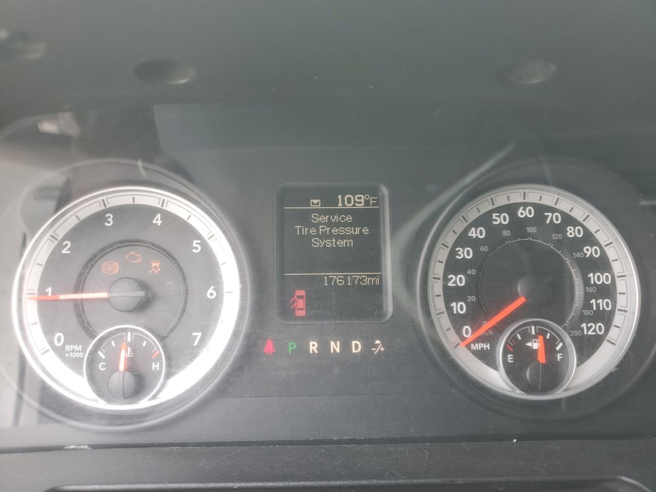 2013 RAM 1500 ST photo 17