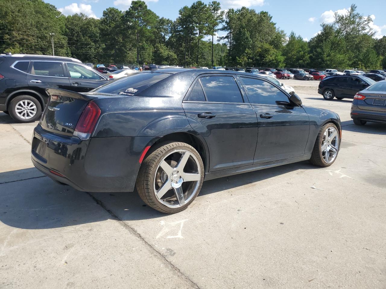 2019 CHRYSLER 300 photo 5