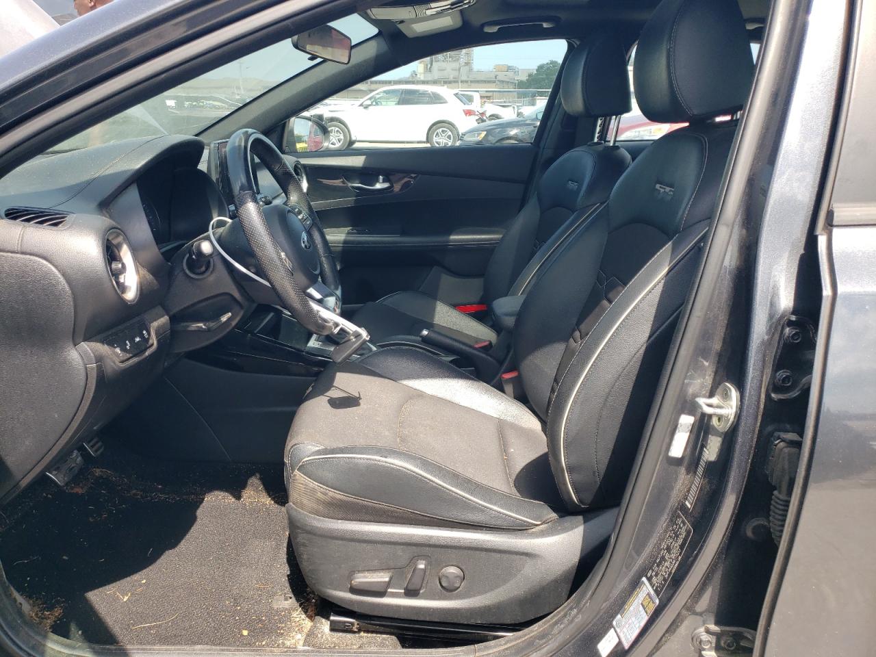 2021 KIA FORTE GT LINE photo 7