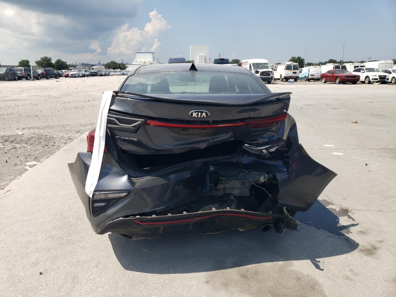 2021 KIA FORTE GT LINE photo 6