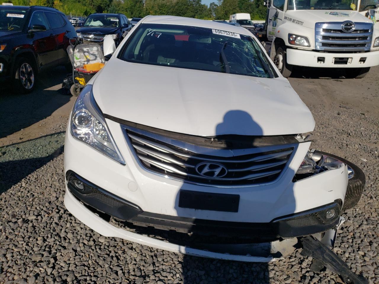 2017 HYUNDAI AZERA photo 9