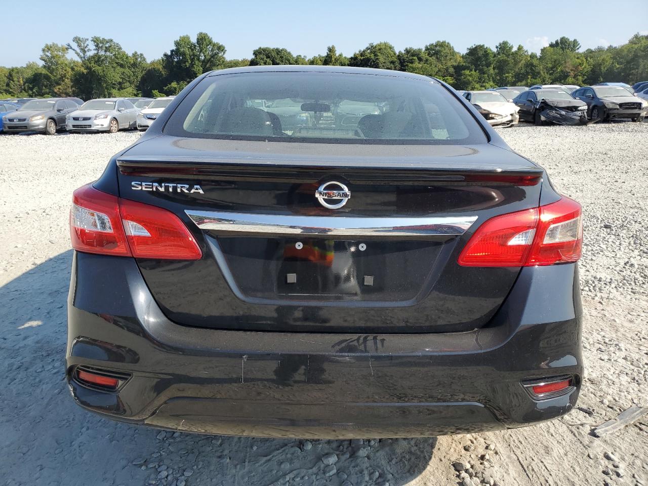2017 NISSAN SENTRA S photo 6