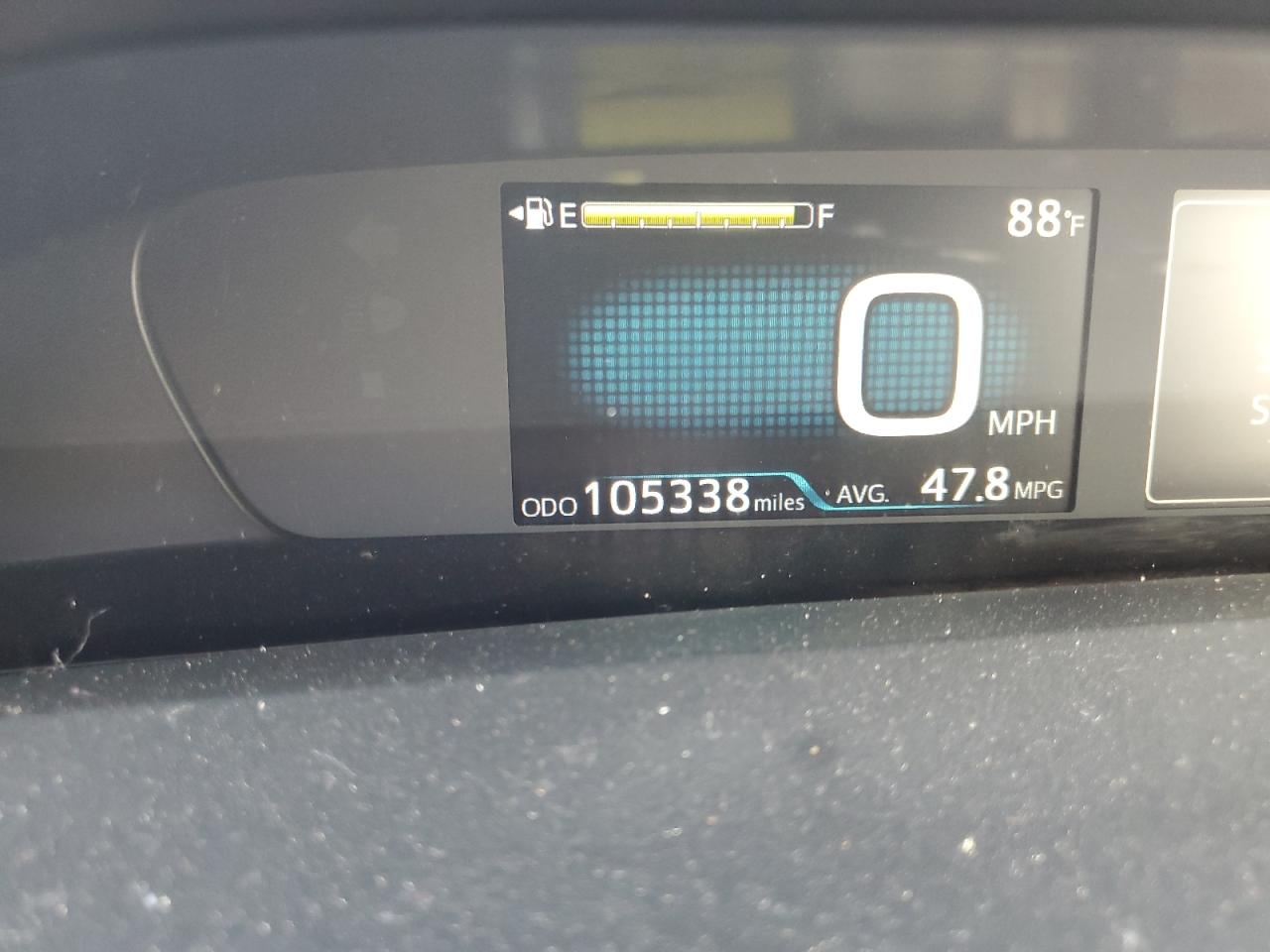 2018 TOYOTA PRIUS TWO photo 17