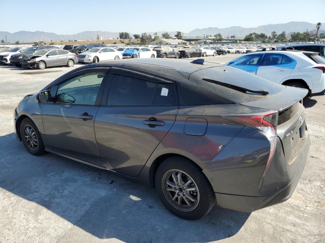 2018 TOYOTA PRIUS TWO photo 3