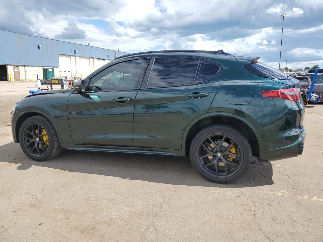 2020 ALFA ROMEO STELVIO TI photo 3