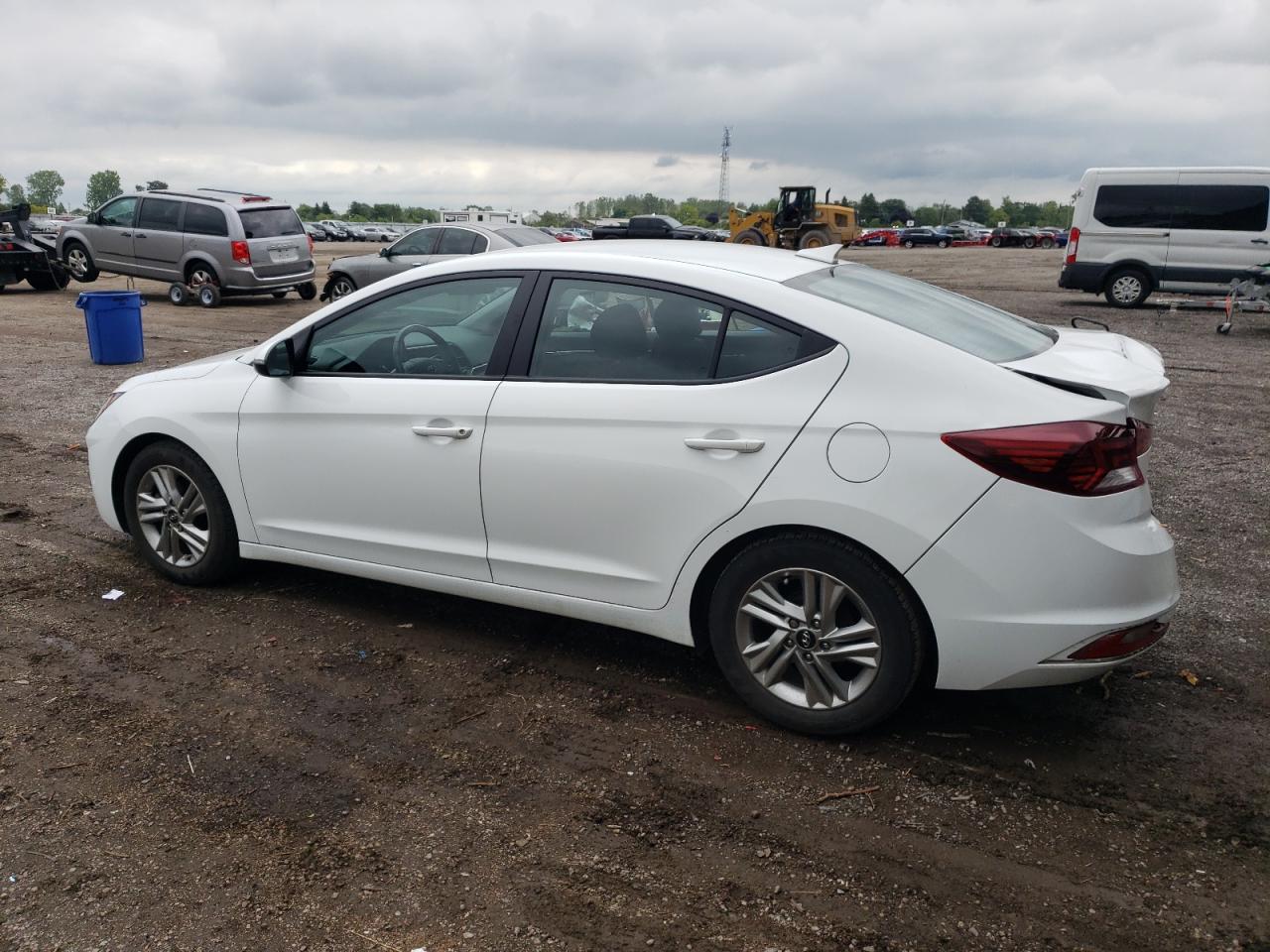 2020 HYUNDAI ELANTRA SEL photo 4