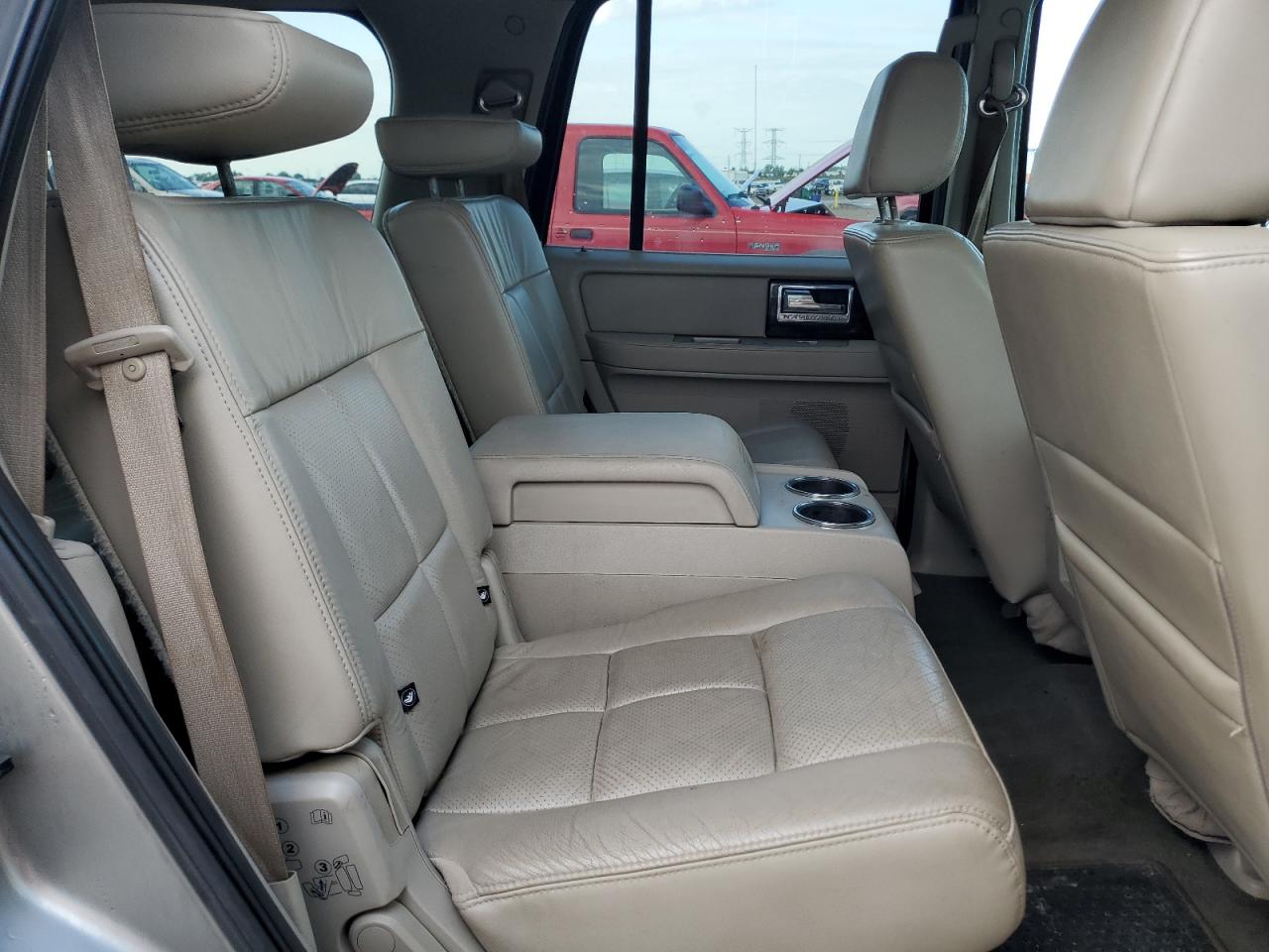 2008 LINCOLN NAVIGATOR photo 21