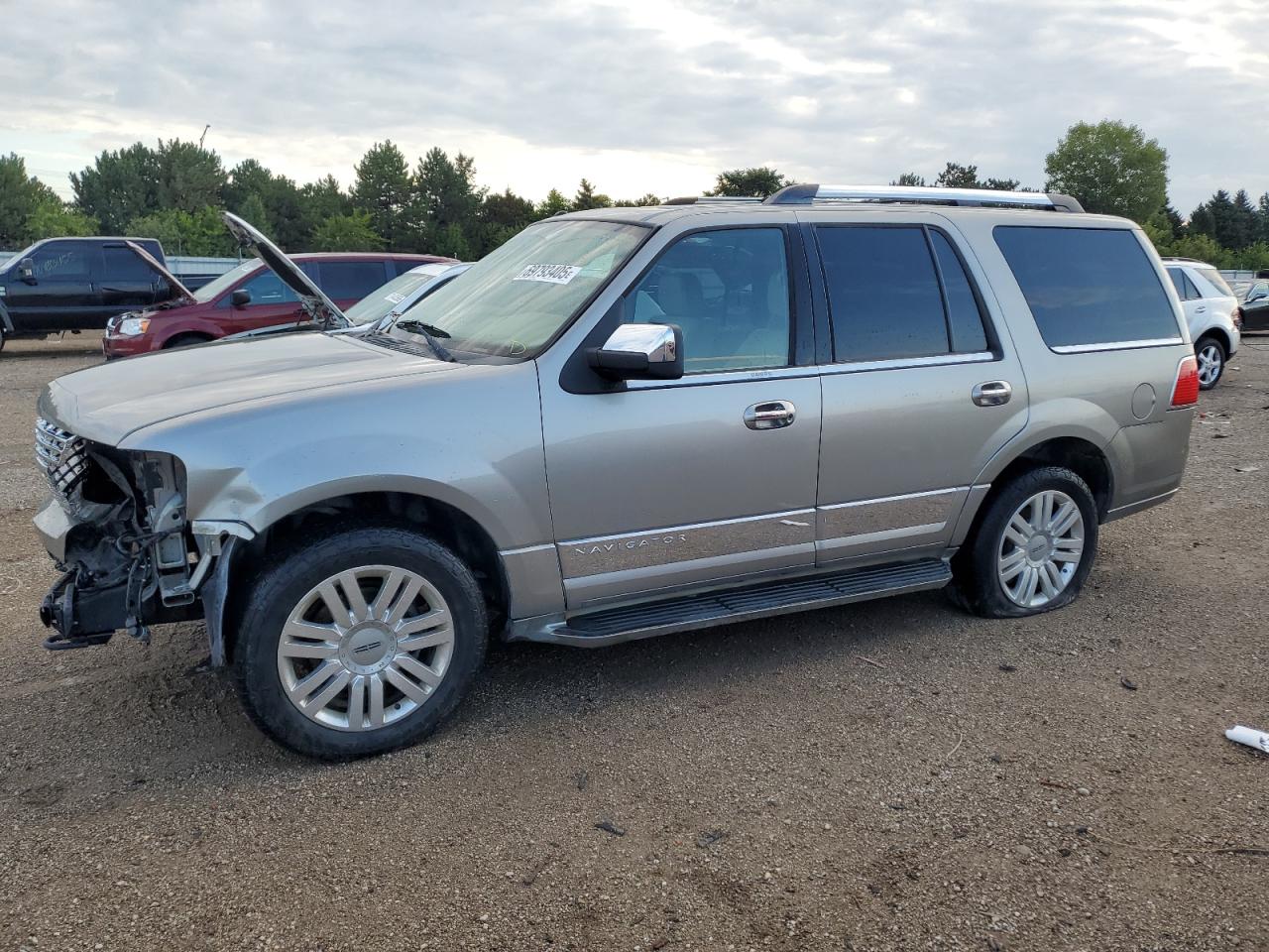 2008 LINCOLN NAVIGATOR — FRONT END damage — photo 1