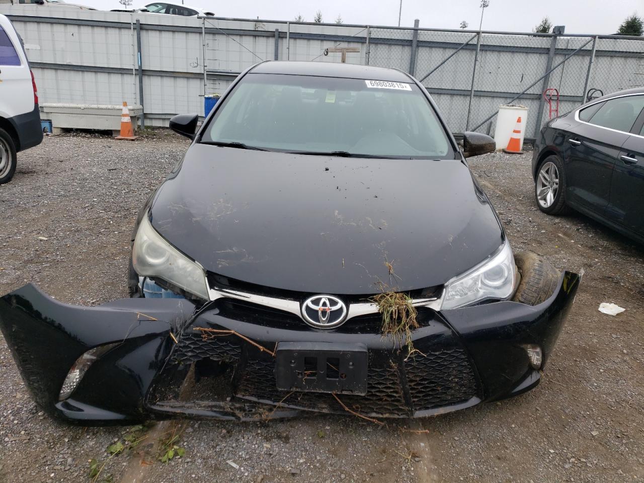 2016 TOYOTA CAMRY photo 9