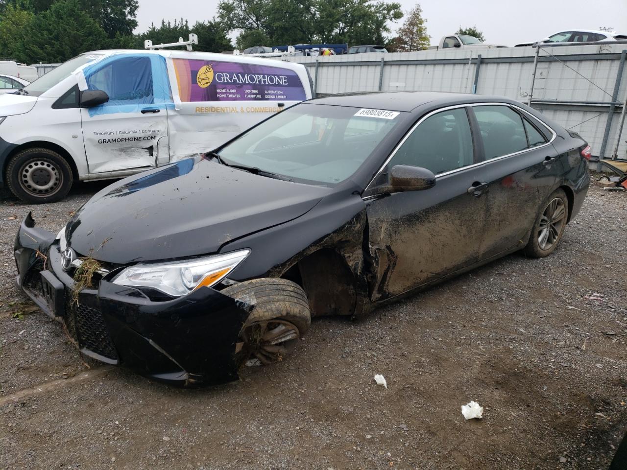 2016 TOYOTA CAMRY