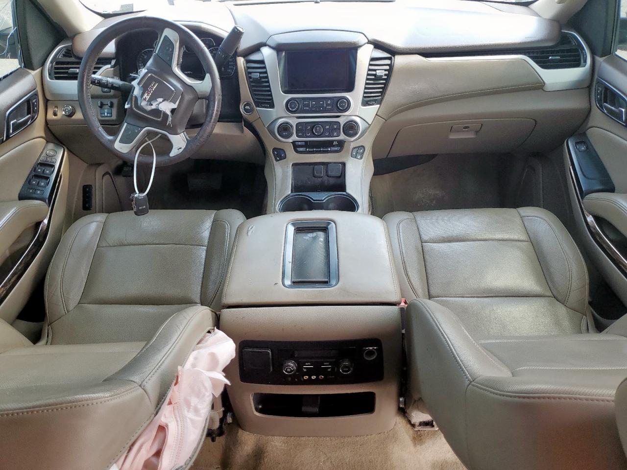 2015 GMC YUKON XL C1500 SLT photo 22