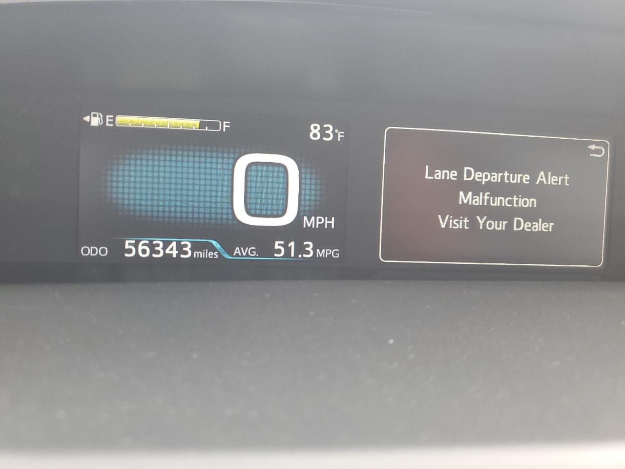 2017 TOYOTA PRIUS photo 9