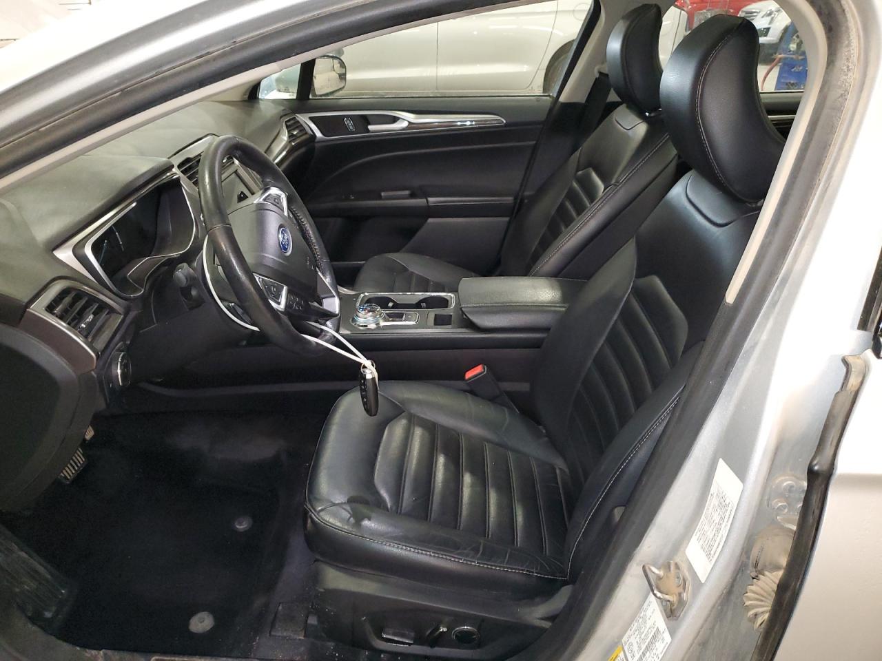 2017 FORD FUSION SE photo 13