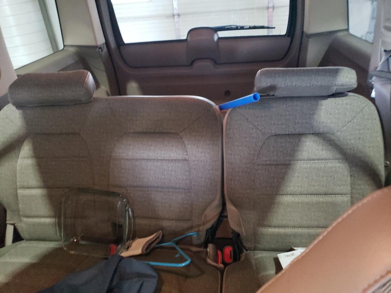 2002 FORD EXPLORER XLS photo 28