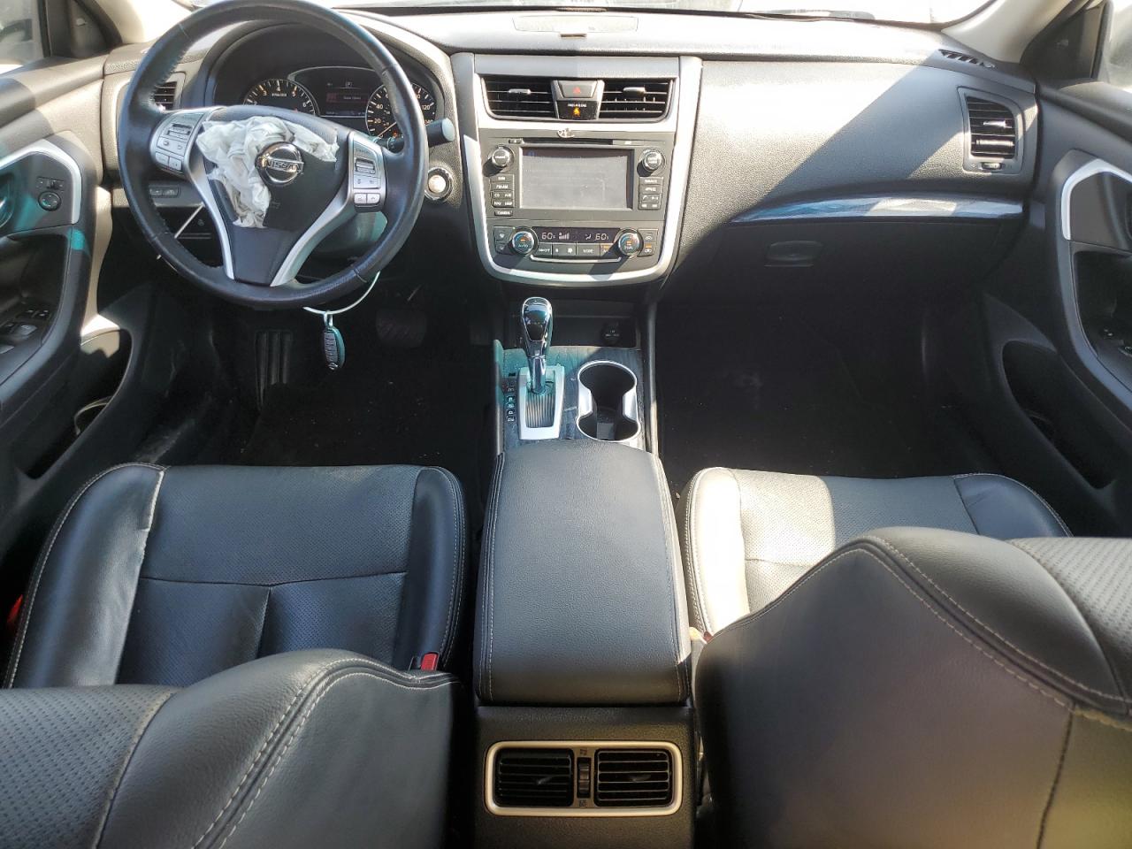 2016 NISSAN ALTIMA 2.5 photo 22